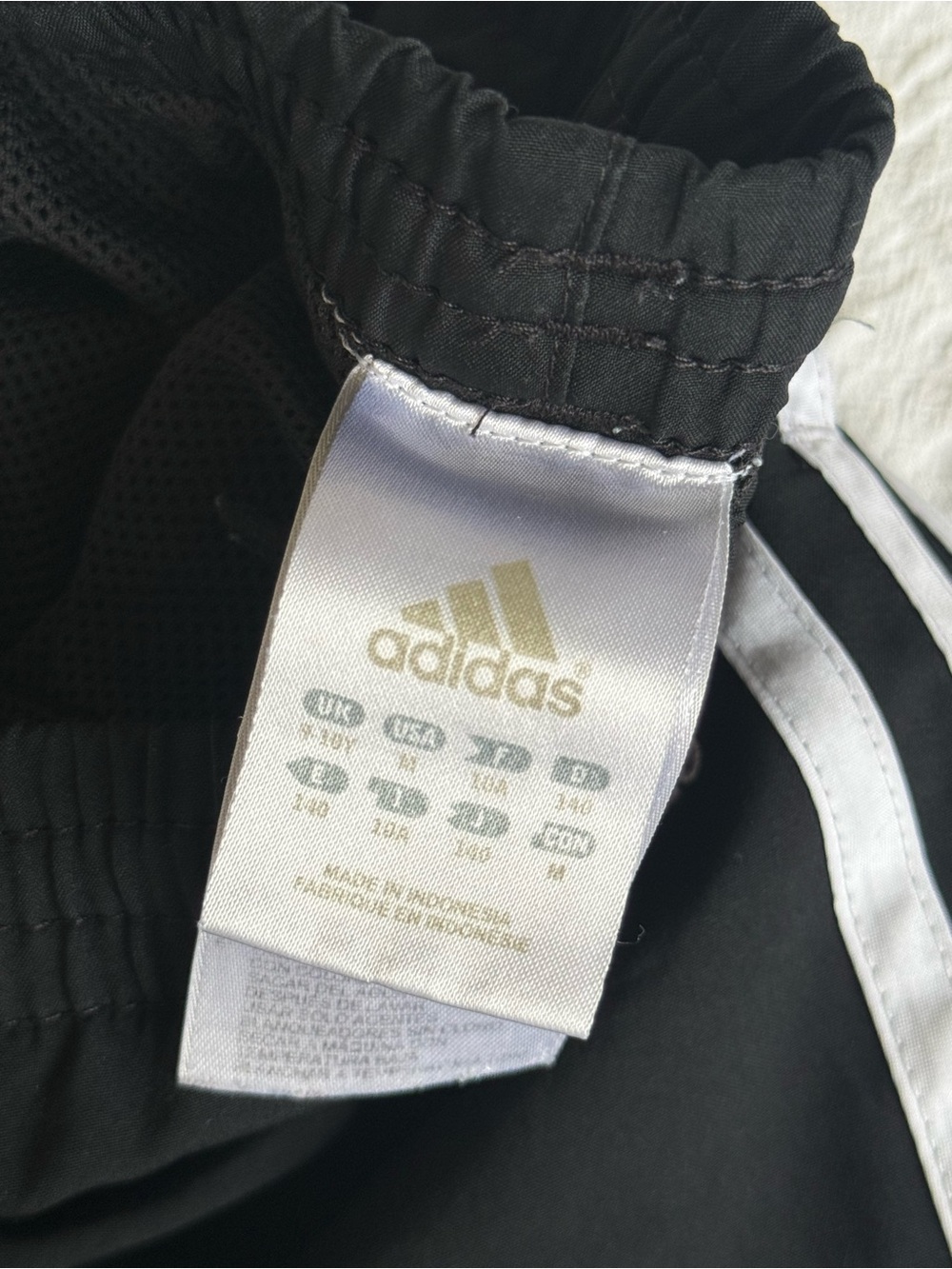 Adidas pants - Picture 2 of 2